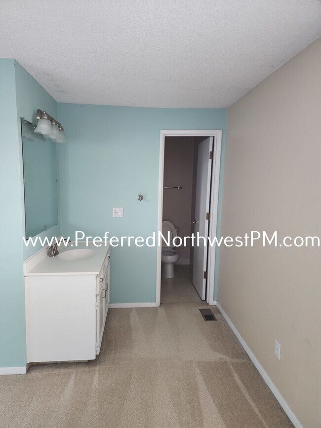 Building Photo - Beautiful 3 Bedroom Home in Southeast Eugene