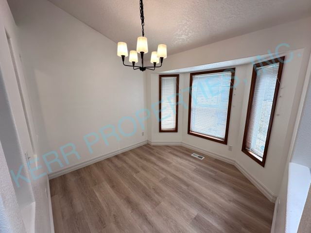 Building Photo - Charming 3-Bedroom Haven with 2 Baths in Gresham – Your Perfect 1364 Sq Ft Retreat!