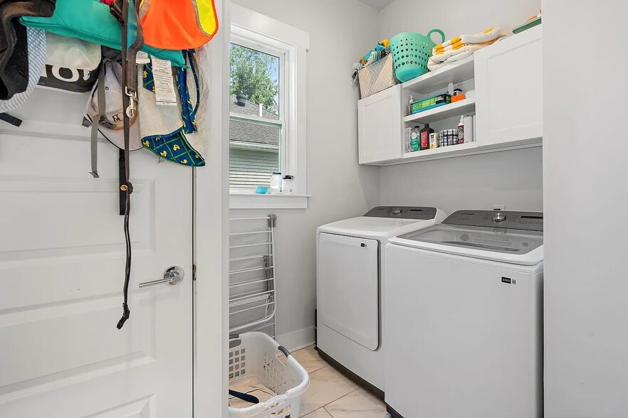 Laundry Room - 1112A McGavock Pike