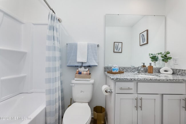 Building Photo - 113 Palma Dr