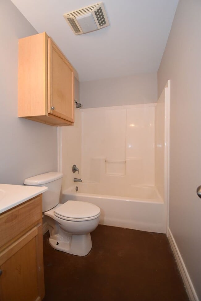 Building Photo - 3 Bedroom 2 Bath Home in Ruston