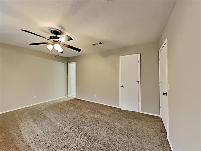 Building Photo - 2412 Flagstone Dr