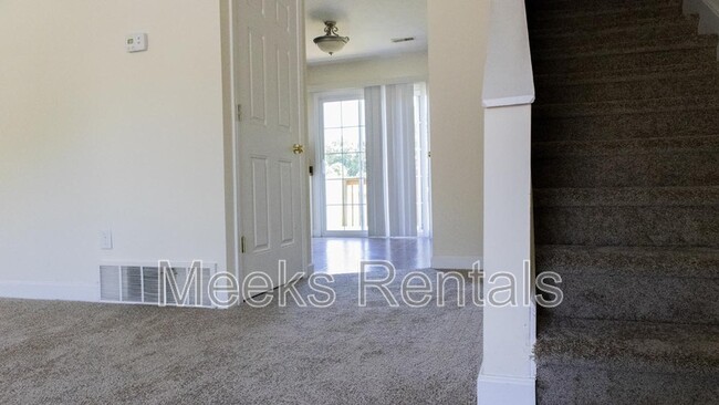 Building Photo - 420 Mill Rd