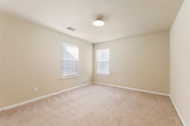 Building Photo - 5310 Meadow Canyon Dr