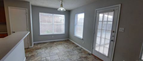 Building Photo - 1021 Bainbridge Ln