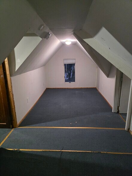 Artic - 983 Portland Ave