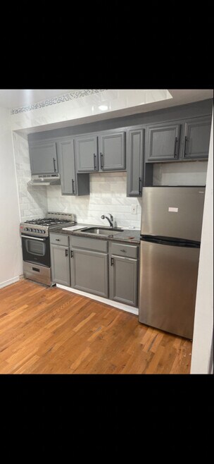 Building Photo - 5848 Haverford Ave