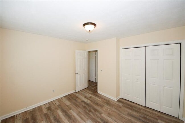 Building Photo - 1616 W Kellogg Cir