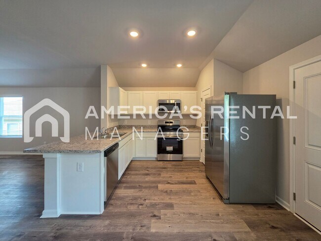 Building Photo - New Construction Home for Rent in Lincoln!
