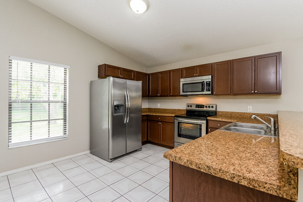 Building Photo - 1657 Sunburst Way