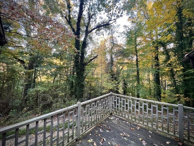 Building Photo - 575 Beaverdam Rd