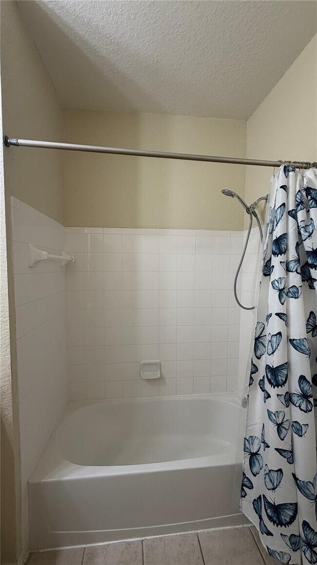 Building Photo - 2537 Maitland Crossing Way