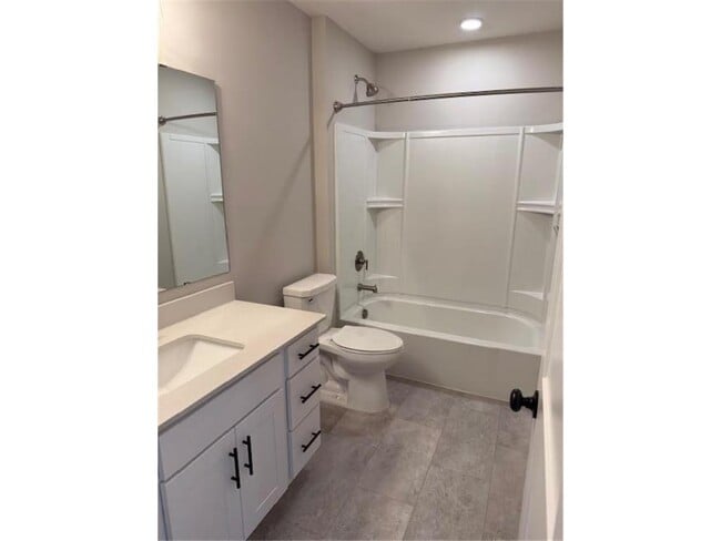 Building Photo - 18928 73rd Ave N