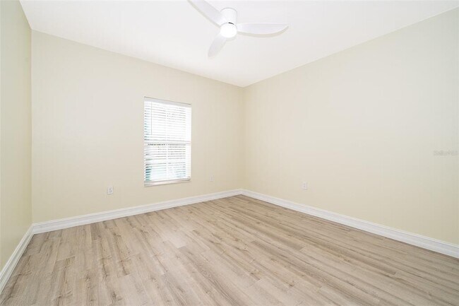 Building Photo - 2630 Summerland Way