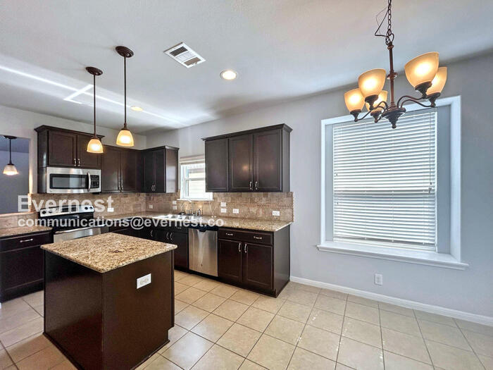 Building Photo - 817 Noatak Trail