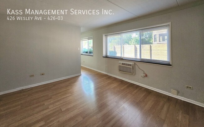 Building Photo - 426 Wesley Ave