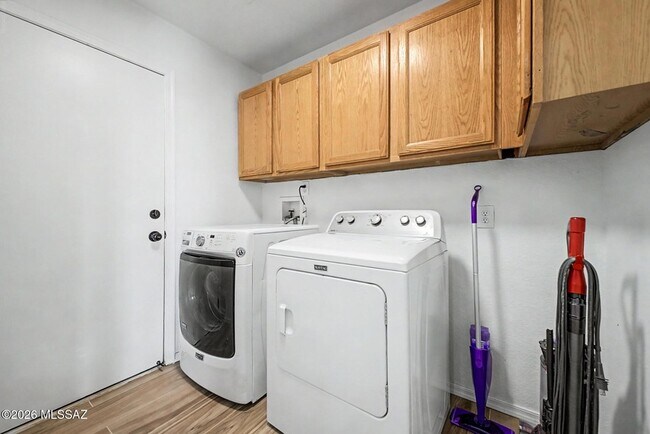 Building Photo - 9951 E Paseo San Bruno