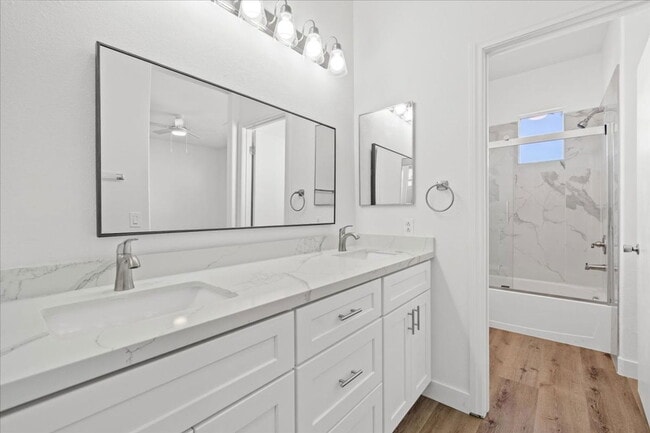 Building Photo - 10405 Nutt Creek Ave