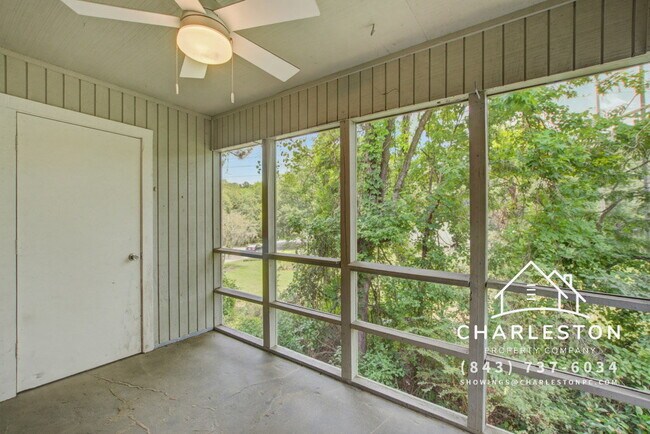 Building Photo - 2741 Jobee Dr