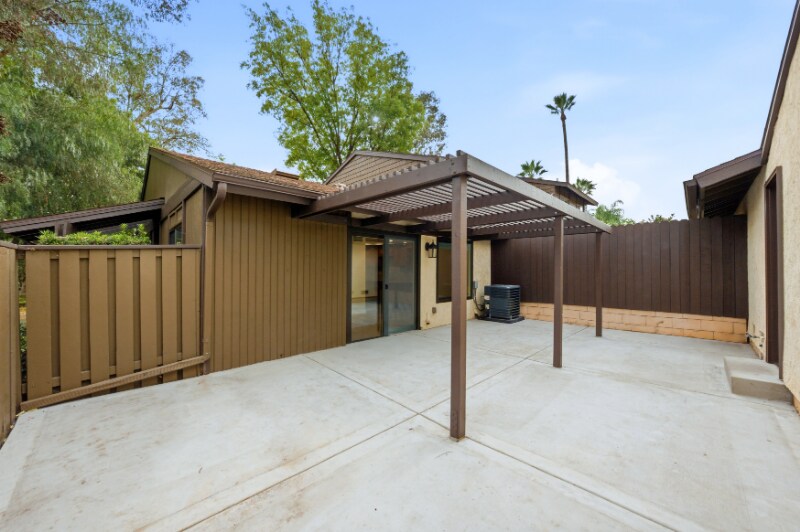 Building Photo - 1298 Tarryglen Ln