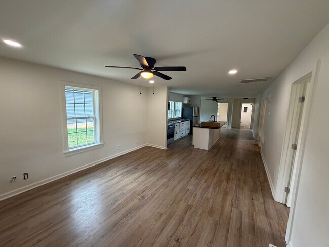 Building Photo - Room in Single Family Home on Fox St SW