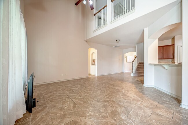 Building Photo - 2211 Argos Dr