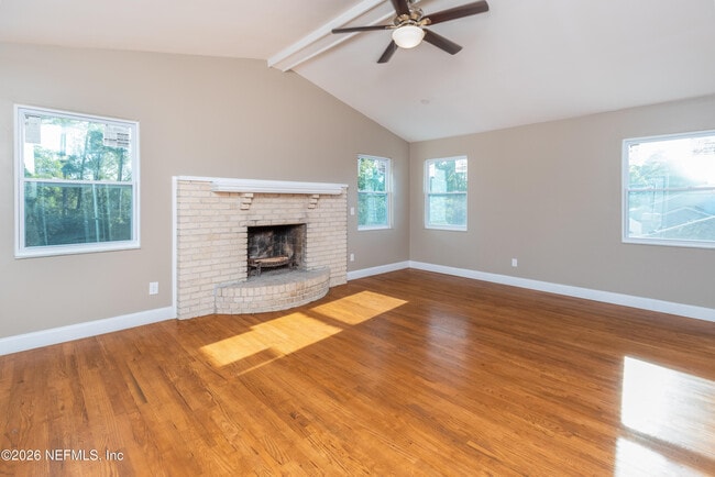 Building Photo - 2450 Fallen Tree Dr W