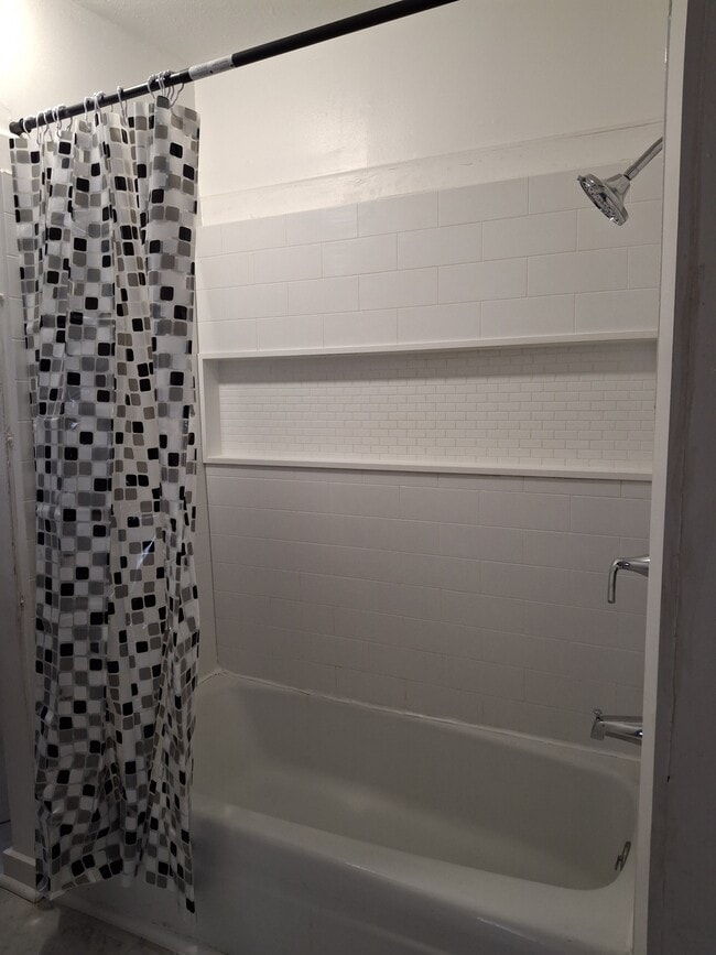 Building Photo - 833 Indiana Ave