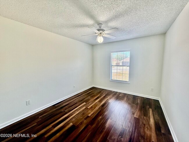 Building Photo - 616 Fallen Timbers Dr