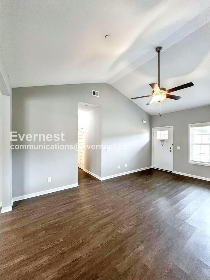 Building Photo - 1022 Echo Rdg Rd