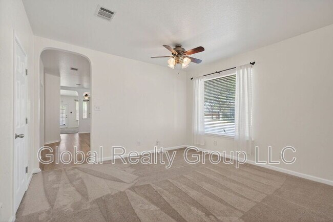 Building Photo - 549 Celtic Ash Run