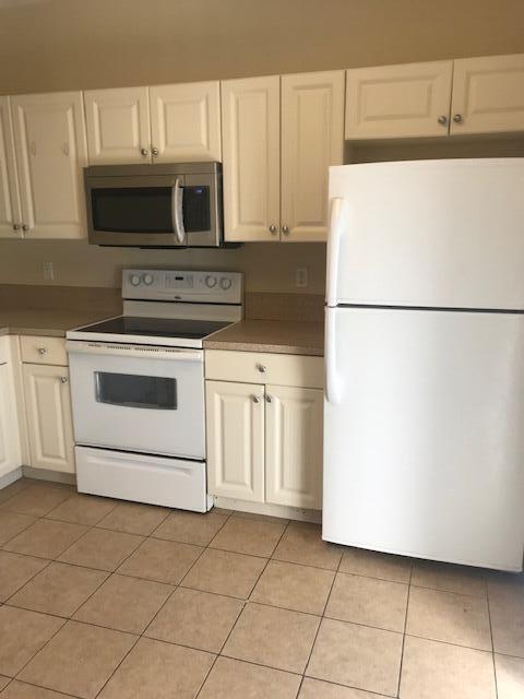 Building Photo - 3511 Sonoma Dr