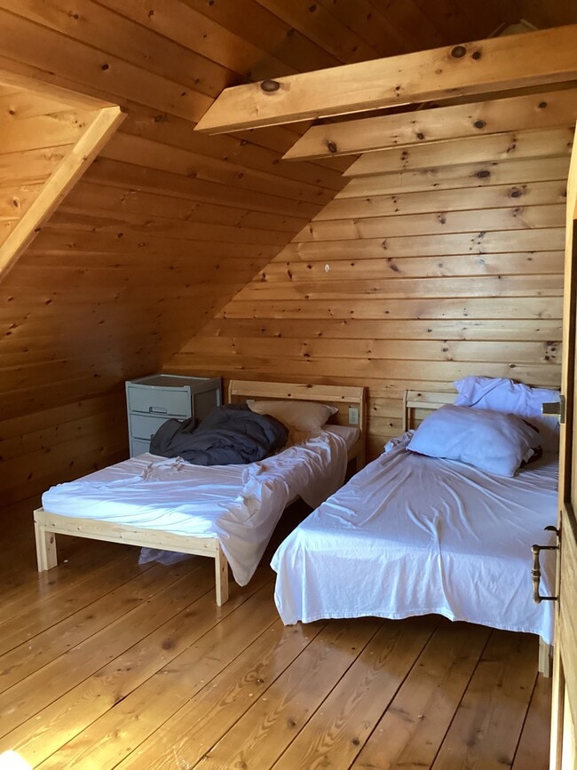 Building Photo - 48 Front St