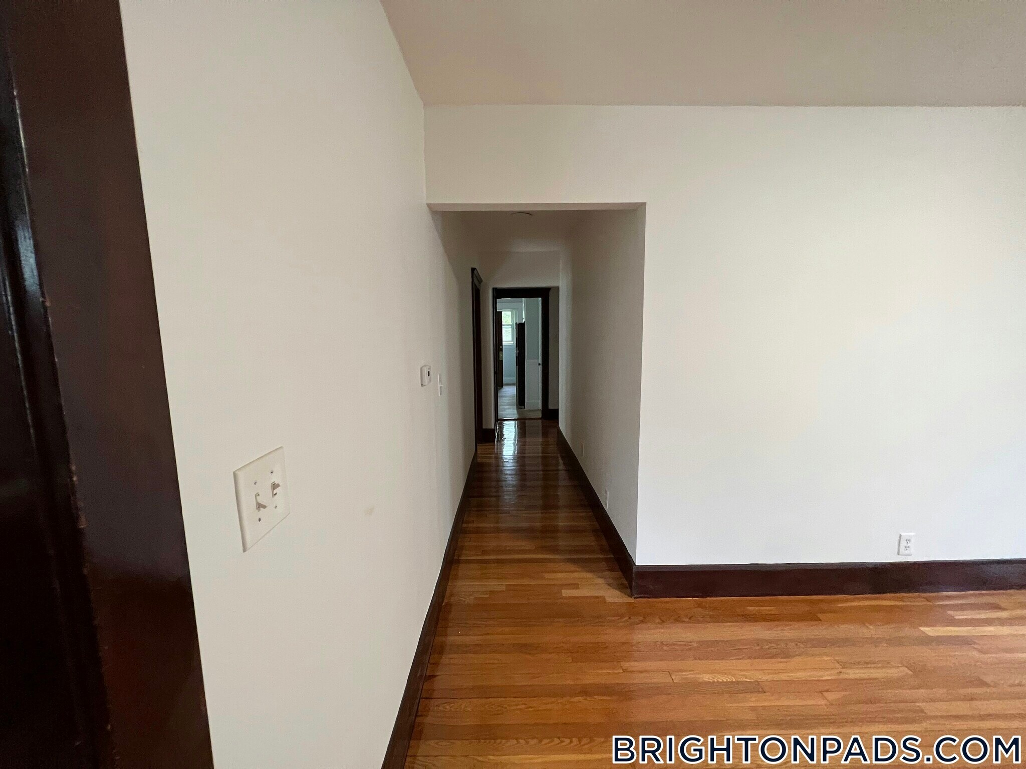 Building Photo - 72 Nonantum St