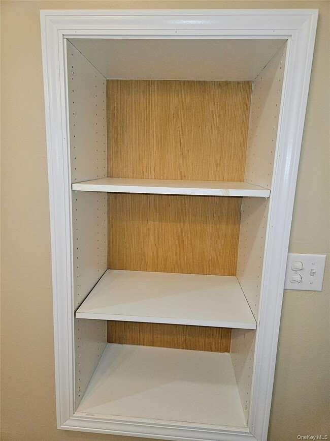 Building Photo - 17 Prospect St