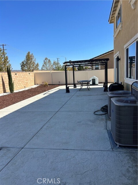 Building Photo - 28822 Horsetail Cir