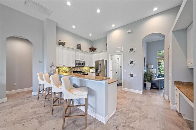 Building Photo - 8015 Spring Marsh Dr
