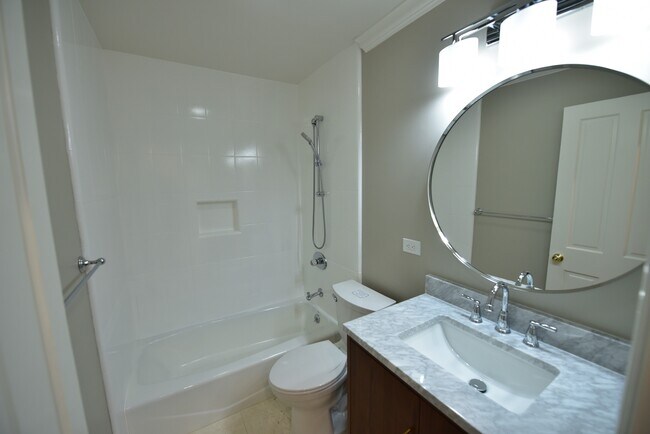 3rd Full Bathroom - 1287 Westwood St