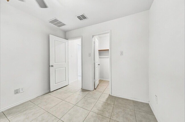 Building Photo - 3427 Big Antero Ln