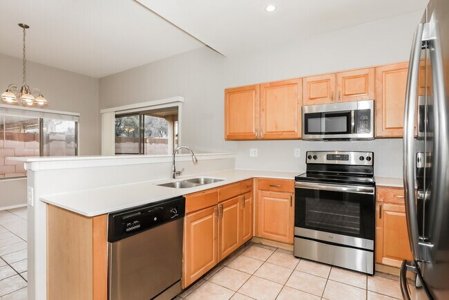 Building Photo - 6312 S Nash Way