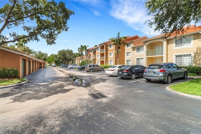 Building Photo - 1210 Wildwood Lakes Blvd