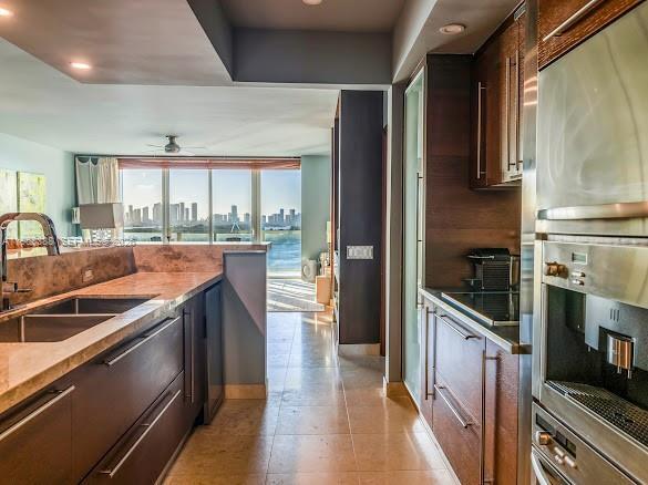 Building Photo - 450 Alton Rd