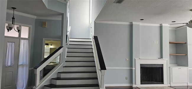 Building Photo - 14321 Mandolin Dr
