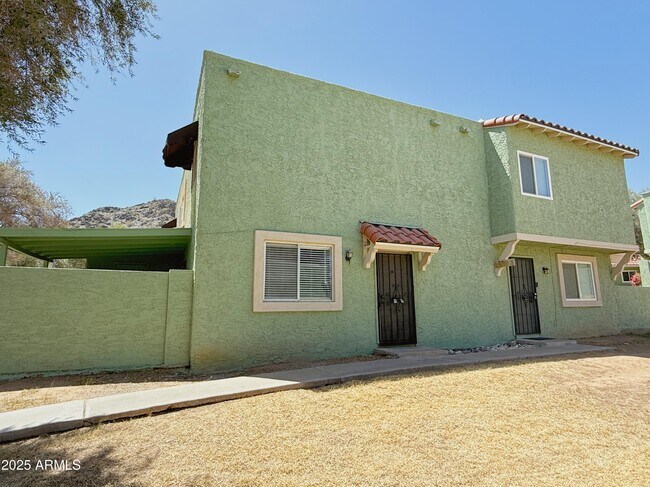 Building Photo - 10227 N 7th Pl