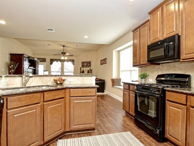 Building Photo - 241 Caddo Lake Dr