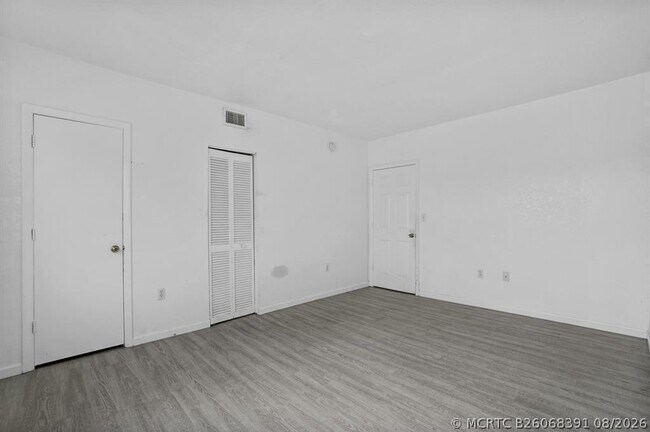 Building Photo - 306 NW 84th Terrace