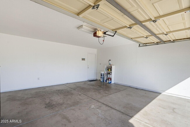 Building Photo - 16264 N 66th St