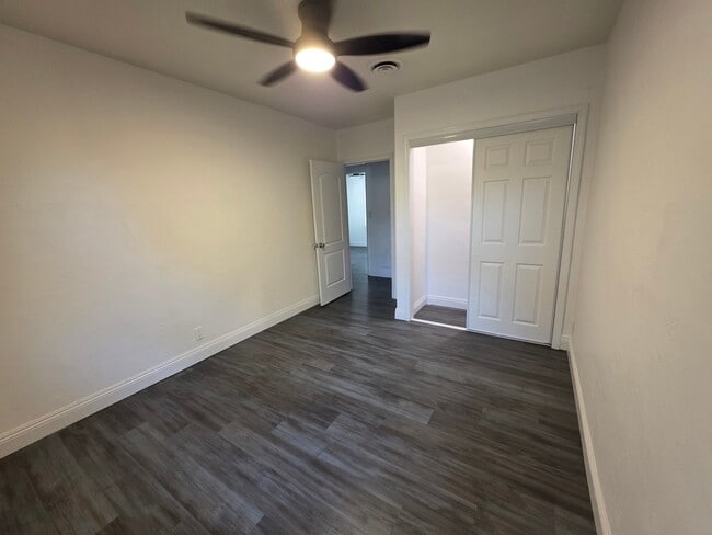 Building Photo - 6305 Almond Dr
