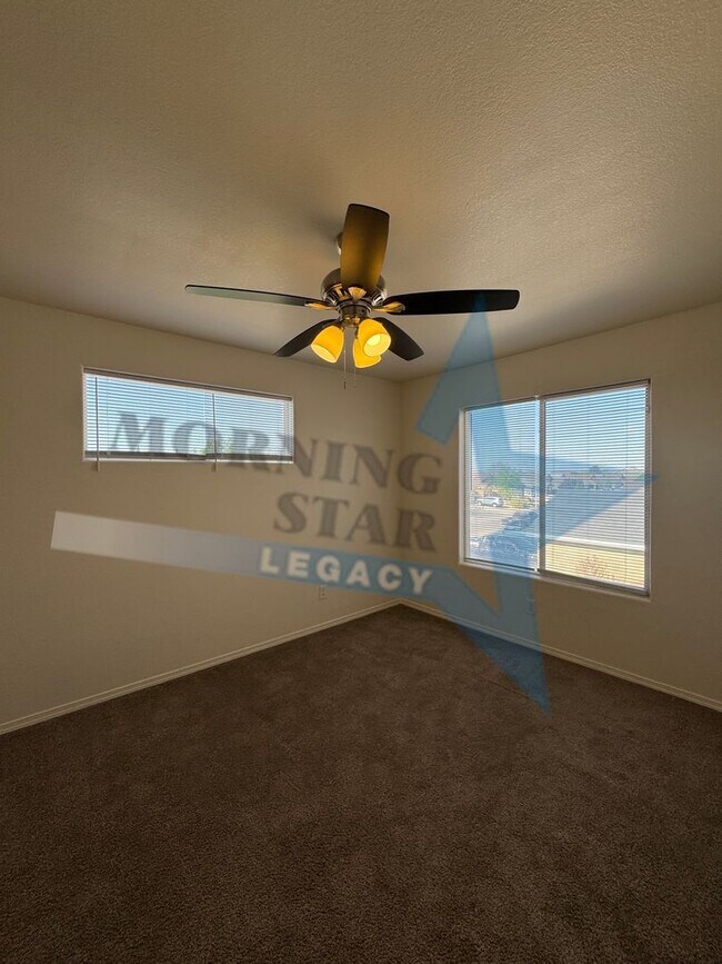 Building Photo - REDUCED! Spacious 4 Bed House in Rincon Mesa!