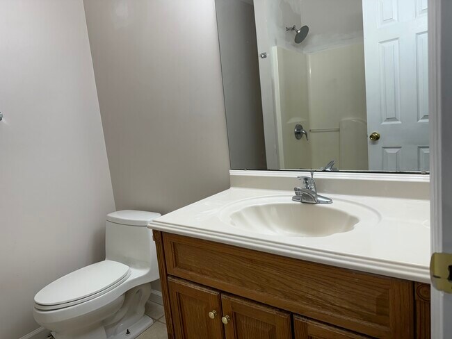 Building Photo - 311 Carver Ln